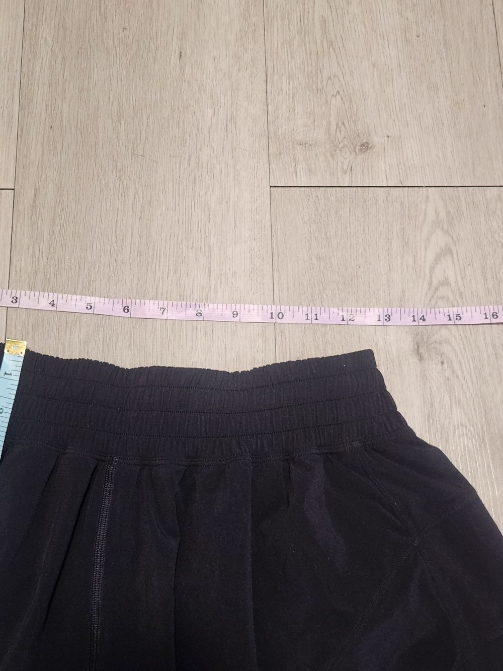 Lululemon Black Flowy Skort Shorts Smocked High Rise - Picture 4 of 5